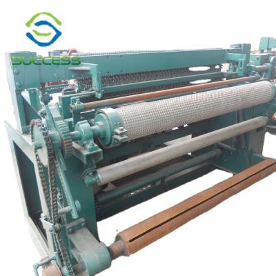 China High Stability Welding Mesh Roll Pvc Coated Welded Wire Mesh Machine for sale