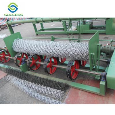 China Servo Motor Control Speed ​​Chain Link Fence Machinery Twisting Wire Chain Link Barrier for sale