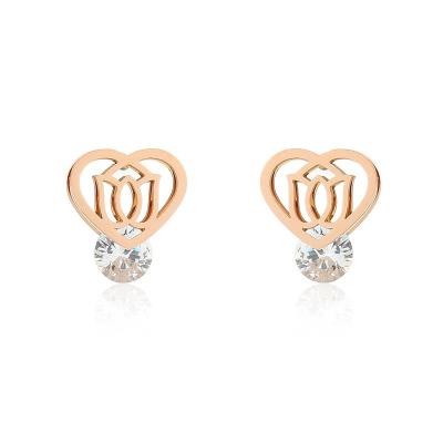 China 2022 Fashion CLASSIC Jewelry Heart Shape Stud Earring Wholesale Designer Inspired Zircon Stud Earrings for sale