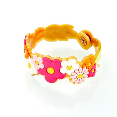 China 2021china manufacture cute factory custom artificial flower bracelet for sale