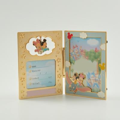 China Metal Metal Flipping Single Page Design Fashion Modern Photo Frame For Photographs for sale