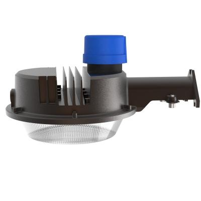 Κίνα Garden / Barnyard Certified Torsion Listed Photocell For Dusk To Dawn Operation Wall Or Arm / Pole Mounted LED BARN YARD SAFETY LIGHT προς πώληση