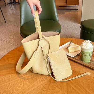 China Large Capacity Fashionable High End Women's Bucket Bags Unique Leather Handbag Shoulder Hand Cross - Body Bag Lady for sale