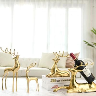 China Creative Luxury Christmas Gift Wedding Decorations Deer Material Deer Wine Cabinet Home Sensitive Pure Copper Pure Copper New Home Decorations for sale