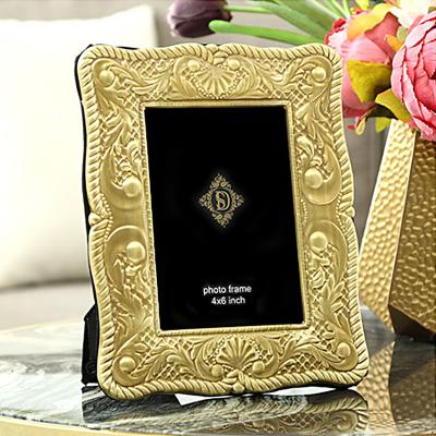 China American modern simple light luxury home decoration photo frame set brass brass villa open photo set for sale