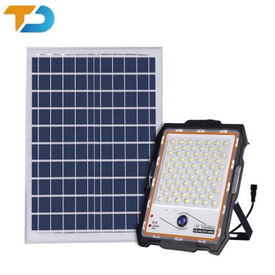 China Sports Stadiums Tecdeft 300W solar flood light with 1080P CCTV camera High-brightness monitoring floodlight APP control for sale