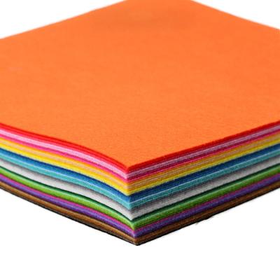 China Hot Selling Colorful DIY 2mm Polyester Nonwoven Needle Punched DIY Craft Felt for sale