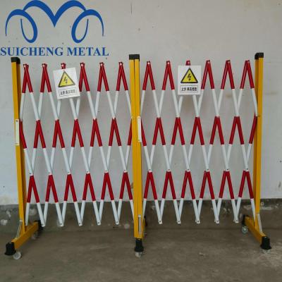 China Easily Assembled 1.2m Expandable Power Barrier Movable Insulation Fiberglass Construction Crash Barrier for sale