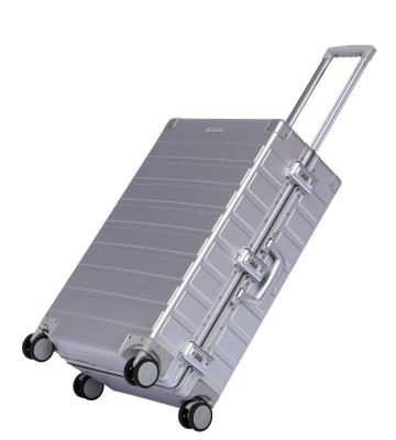 China Good Quality Aluminum Hot Selling Cuboid 28 Inch Aluminum Trolley Travel Case Luggage for sale