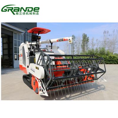 China The latest big rice equipment 120hp 4LZ-7.0 rice and wheat combine harvester with factory price for sale