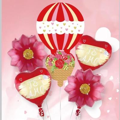 China Wholesale New Custom Big Love Valentine's Day Foil Eco-friendly Balloon Kit For Holiday Decorations Provided Disposable for sale