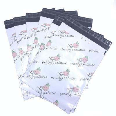 China Recyclable Self Adhesive Tape Seal Mailing Envelopes Customized Color Waterproof Postal Express Bags Free For Samples Stock Mailing for sale