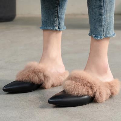 China Rabbit Leather Comfortable Flat Fur Women Shoes Anti-odor Black Flat Slippers Mules for sale