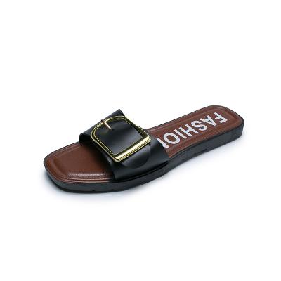 China 2021 Women's Square Flat Sandals Flip Flop Slippers Summer All-match Buckle Casual Wear Student Anti-Slippery Sandals for sale