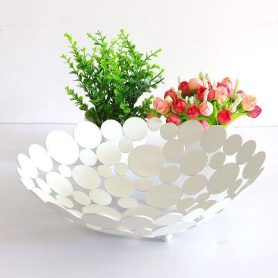 China Modern Nordic Style Light Luxury Home Kitchen Fruit Bowl Metal Wire Rack Storage Food Organizer Holder Metal Wire Fruit Basket for sale