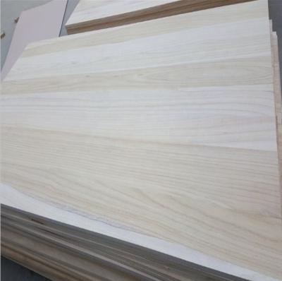 China Cheap factory sale price sanded paulownia wood wall panel decoration for sale