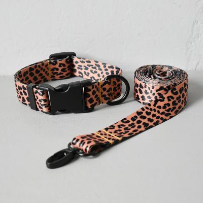 China Viable High Quality Pet Accessories Matching Dog Collar And Luxury New Design Leopard Dog Collar And Leash Set For Wholesale for sale