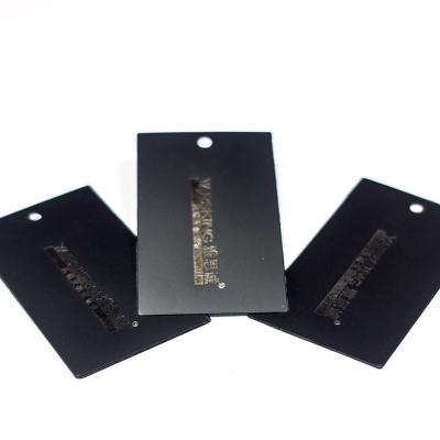 China FSC Viable High Quality Custom Gold Stamping Logo On Black Paper Hang Tag for sale