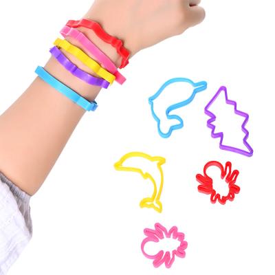 China Cute custom multi colors shaped silicone bands shaped elastic silly bands silicone silly wristband according to your own design for sale