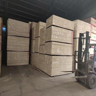 China Cheap And High Quality 18Mm Plywood Industrial Film Faced Plywood for sale