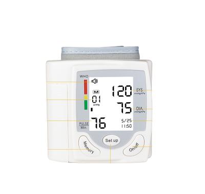 中国 High Quality Plastic Digital Free Wrist Electronic Wrist Blood Pressure Monitor 販売のため