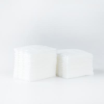 China natural soft disposable makeup organic cotton pads minisize lint free for sale