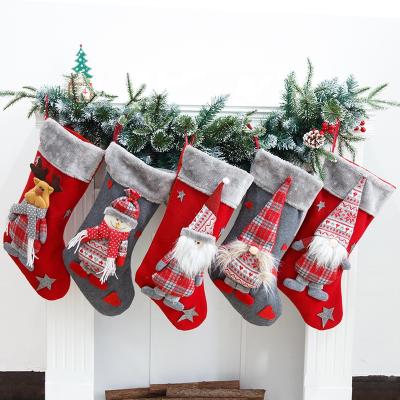 China Eco-Friendly New Big Elder Christmas Faceless Elderly Stock Decorations Forester Dolls Red Socks Nordic Gift Bag for sale