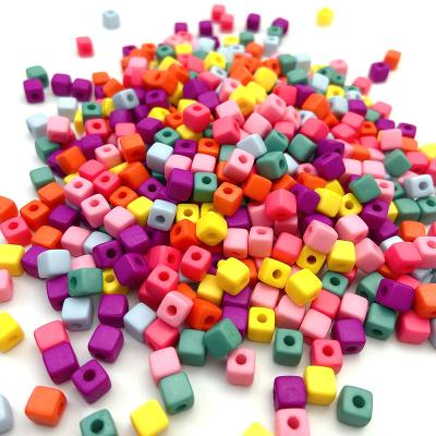 China Wholesale Beautiful 6mm Square Colorful Cube Jewelry Making Letter Acrylic Plastic Alphabet Beads for sale