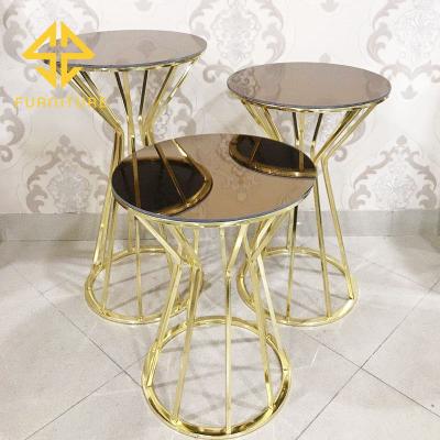 China Party Decoration SAWA Luxury Gold Stainless Steel Mirror Wedding Cake Table For Event Decoration for sale