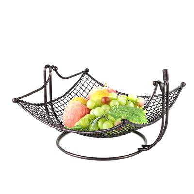 China New Design Sustainable Storage Black Wire Iron Hanging For Kitchen Metal Fruit Basket for sale