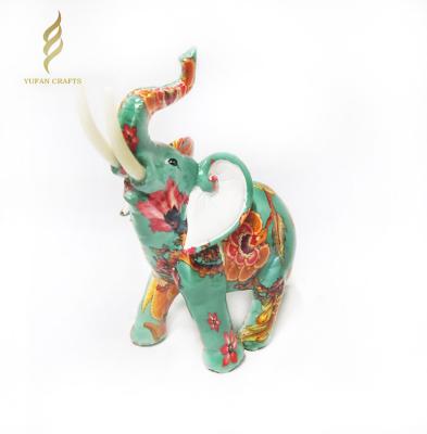 China Africa Newest Animal Home Decor Crafts Resin Elephant Statues for sale