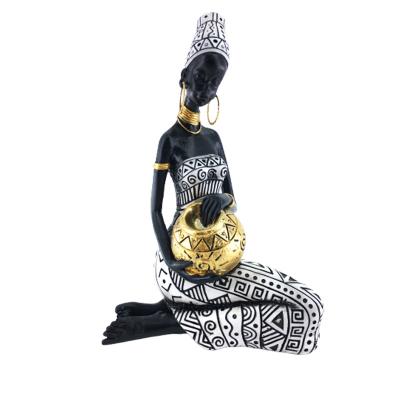 China Handmade Custom Made African Women Figurine Table Sculpture Europe Art African Lady Statue Sitting for sale