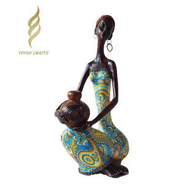 China Custom Black Resin Women Figurines Resin Statues African Woman From Europe Hold A Pot for sale