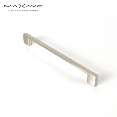 China The design aluminum alloy hardware classic griff luxury aluminum schrank cabinet pull handle die casting profile for sale