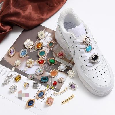 China Wholesale Shoe Buckle Woman Jewelry Lace Accessories Crystal Woman Sneaker Decoration Rhinestone Lace Locks Custom Made for sale