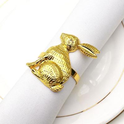 China Metal Wedding Banquet Viable Napkin Ring Creative Gold Color Napkin Buckles For Hotel Table Napkin Home Dining Animal Holder for sale