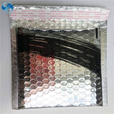 China High Quality Shock Resistance Light Aluminum Foil Silver Metallic Bubble Bag For Mailing Shipping for sale