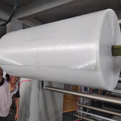 China Impact Resistance 1-2.8cm Air Bubble Film White PE Bubble Film Wrap Roll for sale