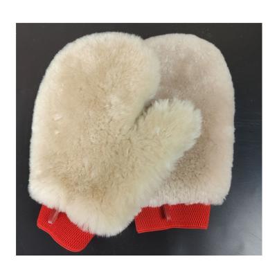 China No Inch 100% Lambswool Real Pure Sheepskin Car Wash Cleaning Glove for sale