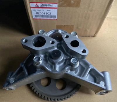 China Excavator Mitsubishi Oil Pump , HD1430R ME301802 Mitsubishi Engine Parts for sale