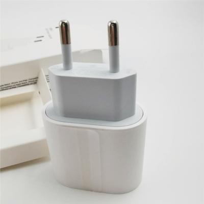 China Travel High Speed ​​Wall Plug EU Adapter Charger Palladium USB Fast Charging 18W Mobile Phone Fast Charger for sale