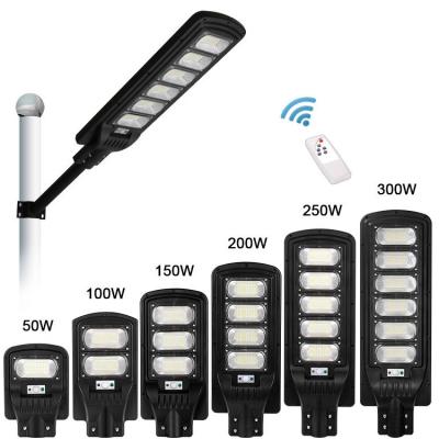 China ROAD Road Outdoor Waterproof Street Light Ip65 Smd 50W 100W 150W 200W 250W 300W Integrated All In One Led Solar Street Light for sale