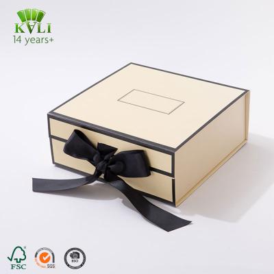 China Laser Cut Unique Structure Luxury Solid Handmade Perfume Box Packaging for sale