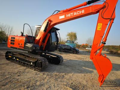 China Excavadora HITACHI de segunda mano para la venta Usada de color rojo HITACHI ZX130H Excavadora con 1225 horas en venta