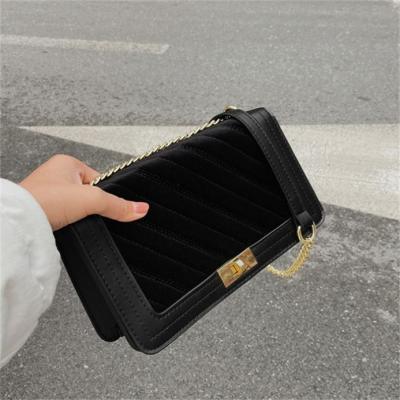 China Vintage Bucket Jelly Purses Pattern And Handbags Leather Bags Vintage Cosmetic Bags for sale