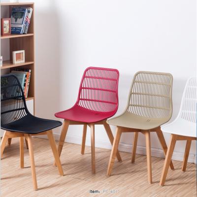 China Removable Cover PP Emes Resin Cheap Outdoor HDPE Folding Plastic Chair Meeting Staff Training Conference Chair For Home School Dining Chair for sale