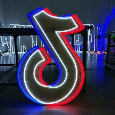 China WAREHOUSE Office Hotel Bar Cafe Customized Good Quality Fashionable Charming New Neon Signs Signs Let's Party Neon Signs for sale