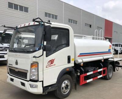 China Brand New Howo 5000liters Water Tank Truck Drinking Water Transfer Trucks for Hotels Water Sprinkler Truck for sale