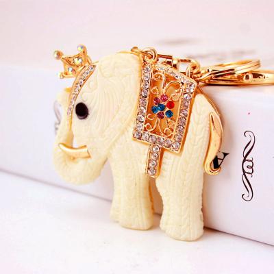 China Small Elephant Key Chain Fashion Girl Key Chain Cute Blue Rhinestone Crystal Bag Key Chain Pendant Jewelry for sale