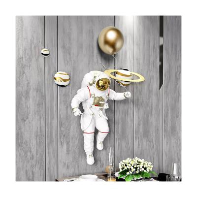 China Dropshipping Europe Astronaut With Hanging Astronaut Sculpture Living Room Bedr Wall Decoration Kids Room Balloon Wall Decor for sale